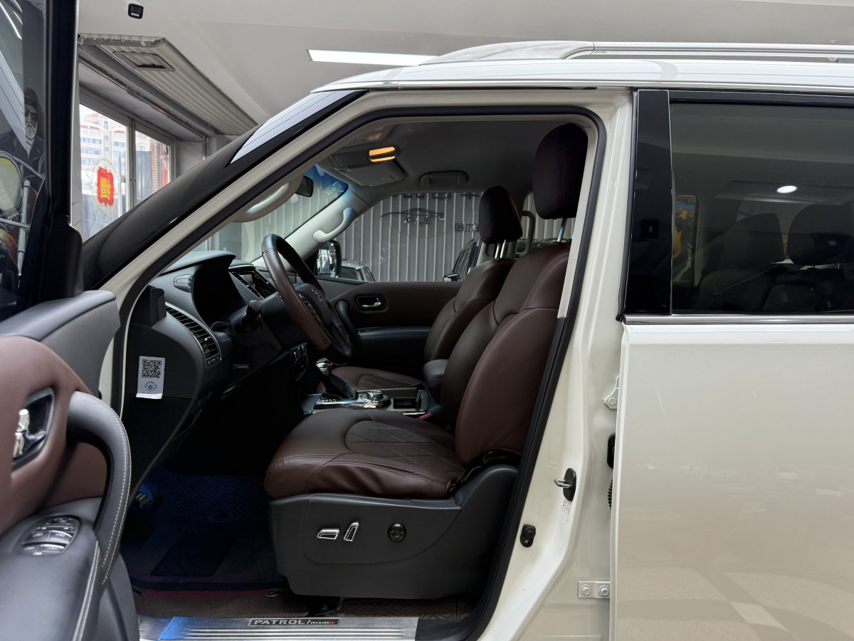 日產(chǎn) 途樂  2018款 4.0L 領(lǐng)英型圖片