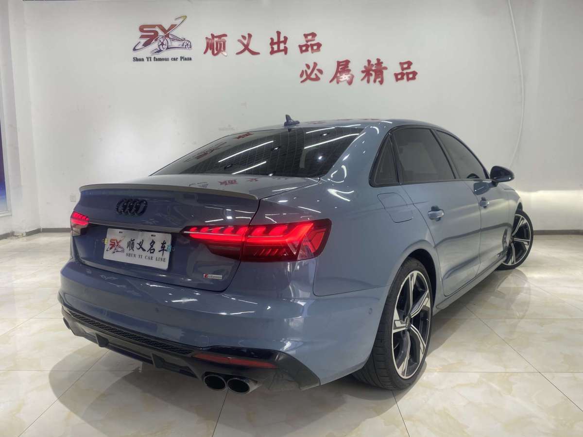 2022年03月奧迪 奧迪A4L  2022款 40 TFSI quattro RS套件燃速型