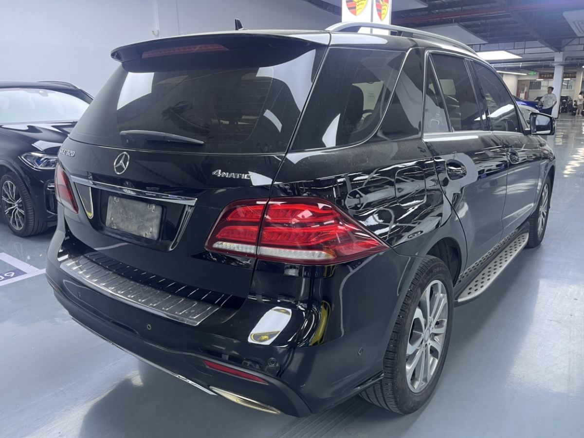 奔馳 奔馳GLE  2017款 GLE 320 4MATIC 動(dòng)感型圖片