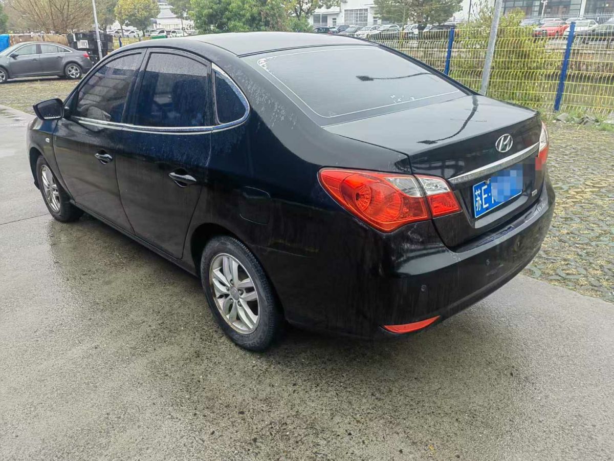 現(xiàn)代 朗動  2013款 1.6L 自動領(lǐng)先型圖片