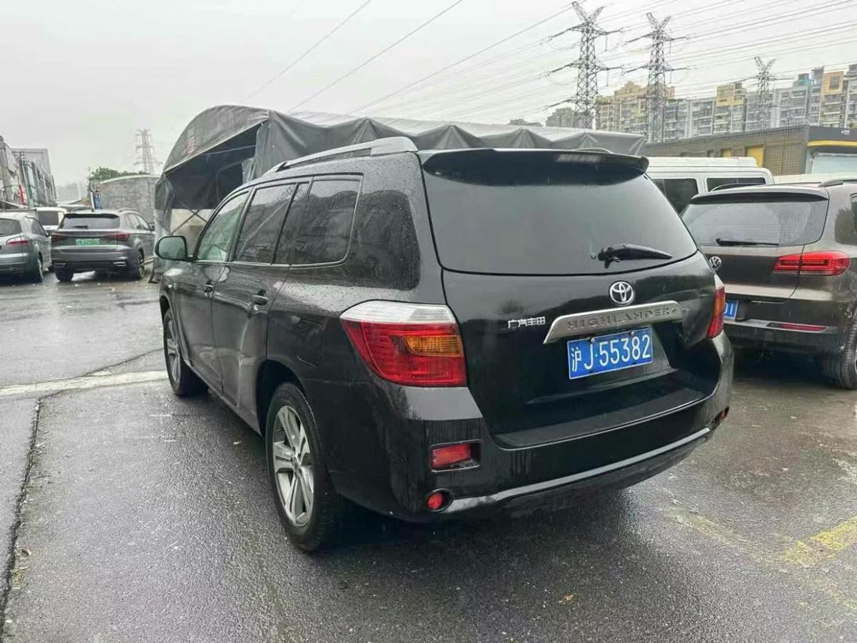 豐田 漢蘭達(dá)  2009款 2.7L 兩驅(qū)7座豪華版圖片