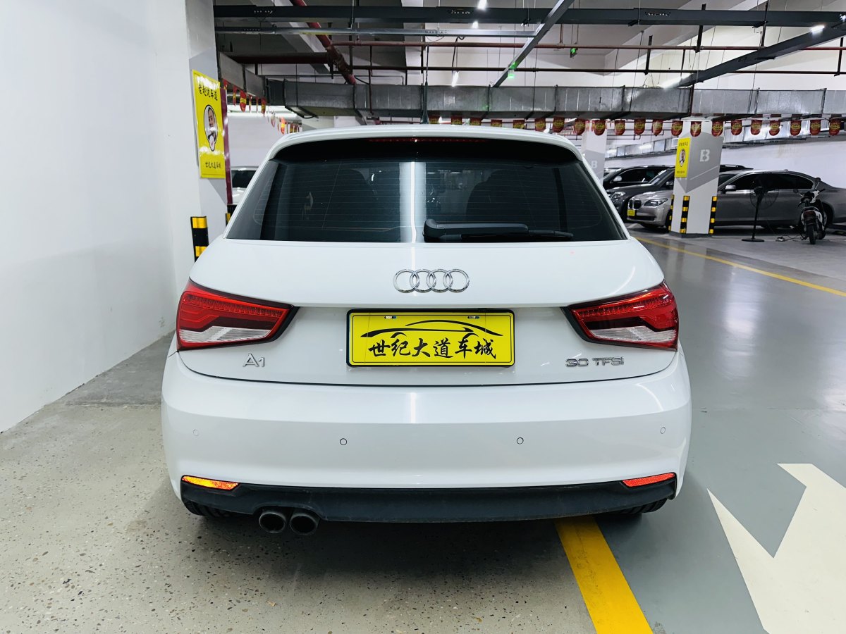 奥迪 奥迪A1  2016款 30 TFSI Sportback Design风尚版图片