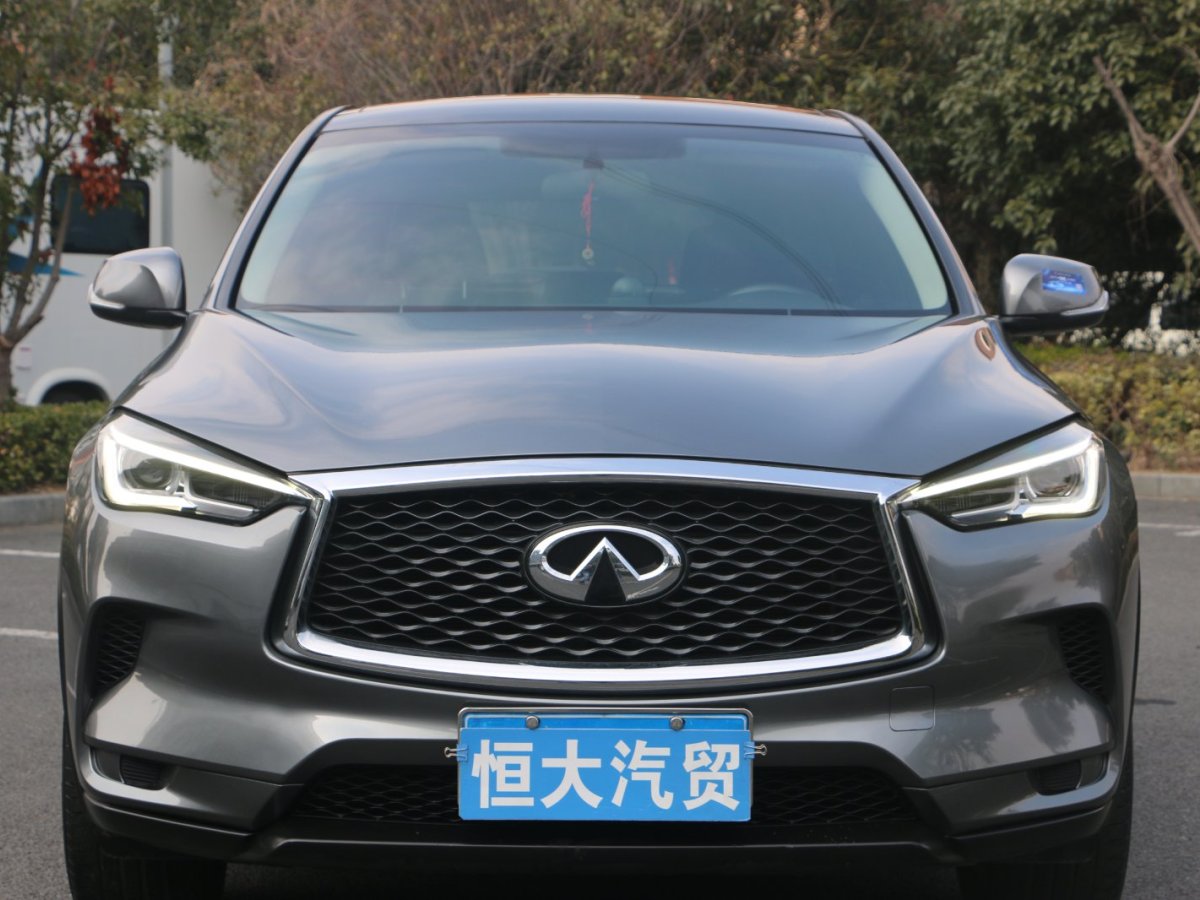 英菲尼迪 QX50  2018款 2.0T 兩驅(qū)菁英版圖片