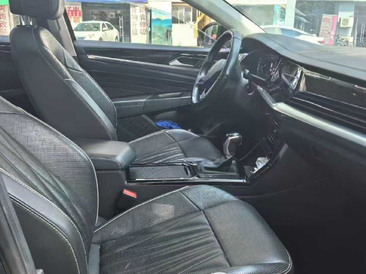大眾 帕薩特  2022款 330TSI 豪華版圖片
