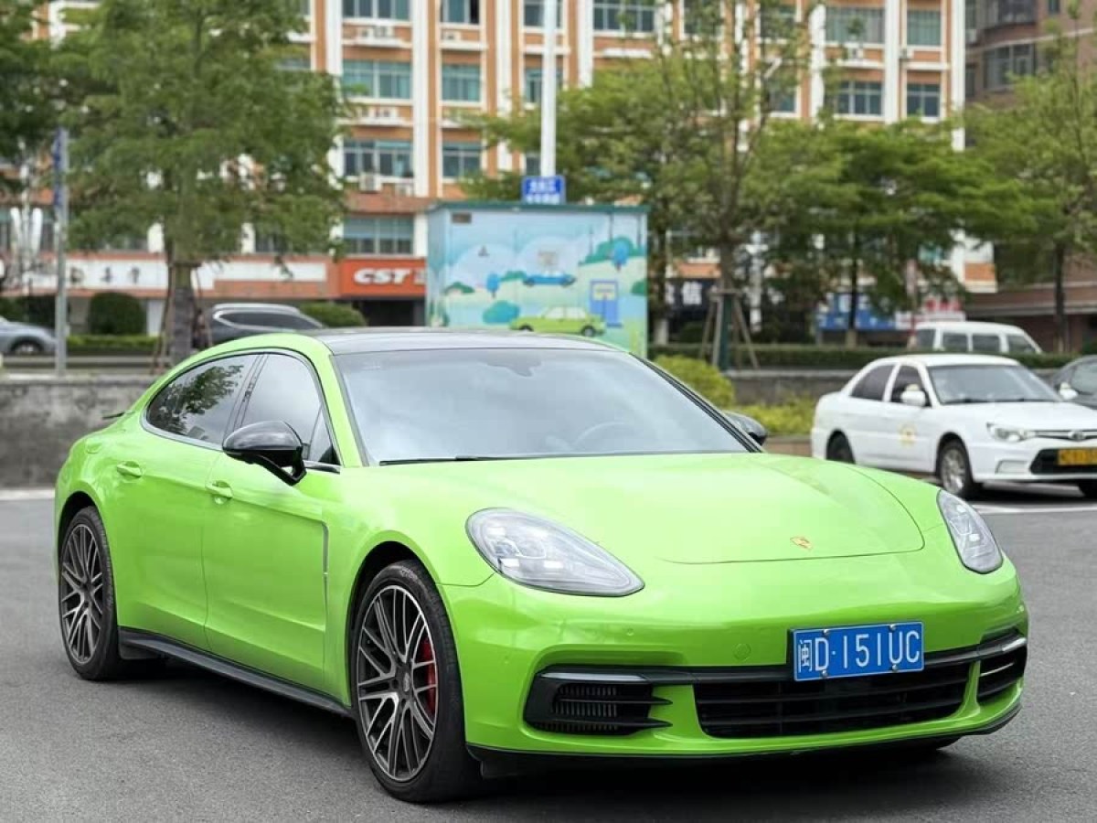 保時(shí)捷 Panamera  2019款 Panamera 4 行政加長(zhǎng)版 2.9T圖片