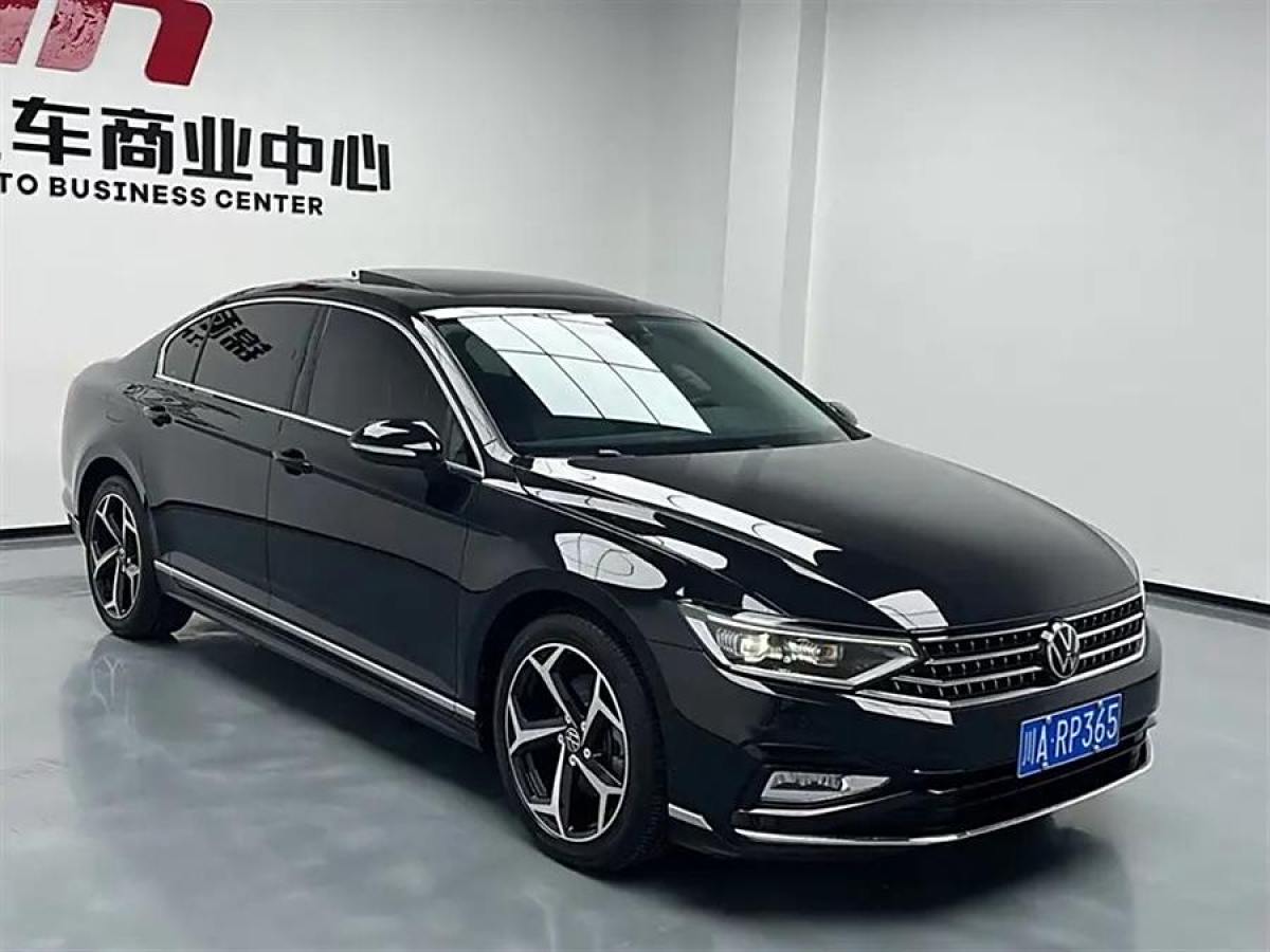 大眾 邁騰  2023款 200萬輛紀(jì)念版 330TSI DSG領(lǐng)先型圖片