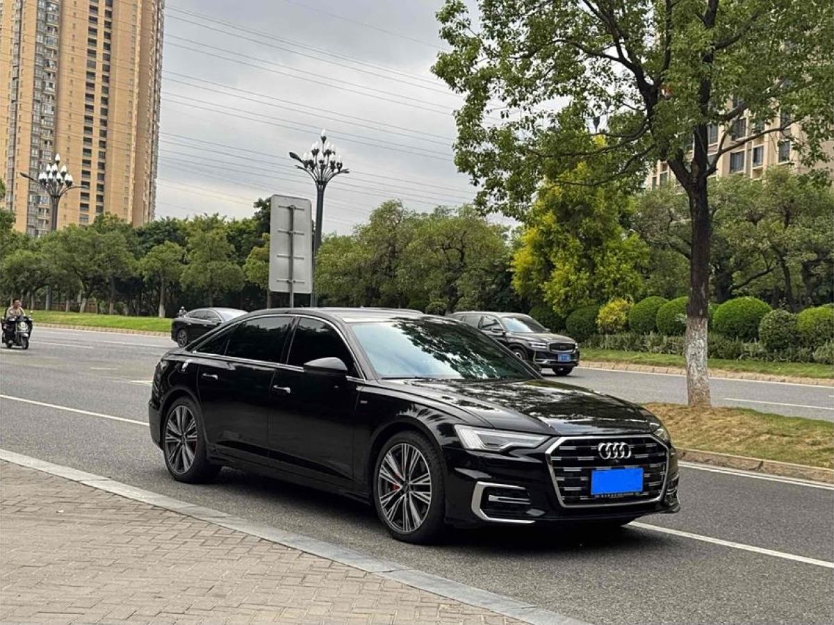 奧迪 奧迪A6L  2024款 45 TFSI 臻選動感型圖片