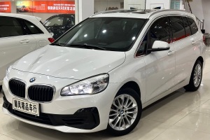 寶馬2系多功能旅行車 寶馬 220i 領(lǐng)先型