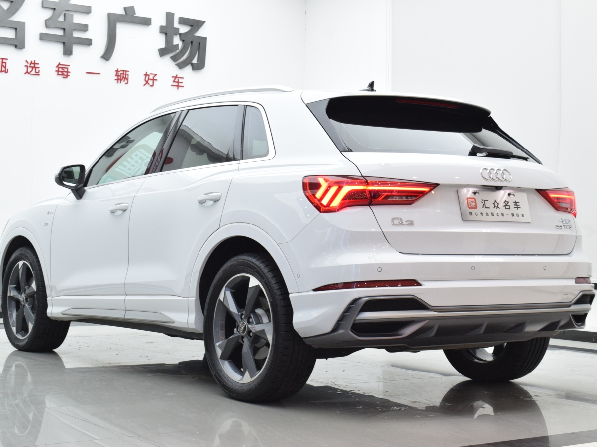 奧迪 奧迪Q3  2022款 35 TFSI 時尚動感型圖片