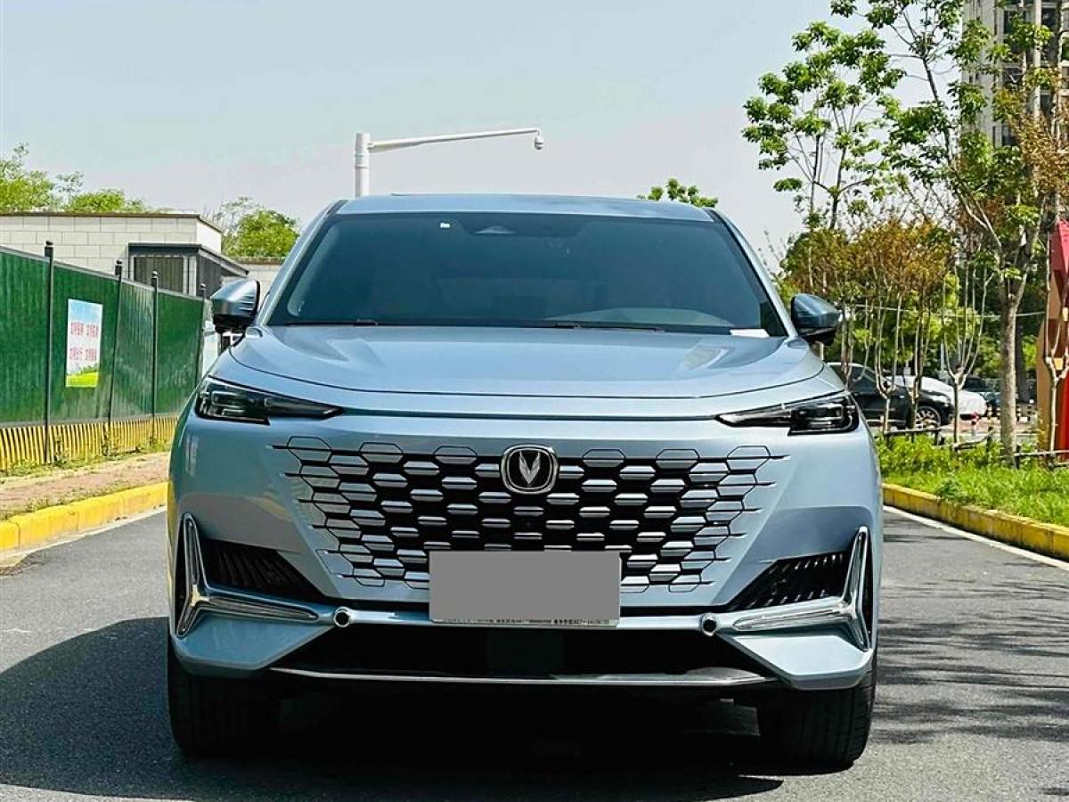 長(zhǎng)安 長(zhǎng)安UNI-K  2021款 2.0T 尊貴型圖片