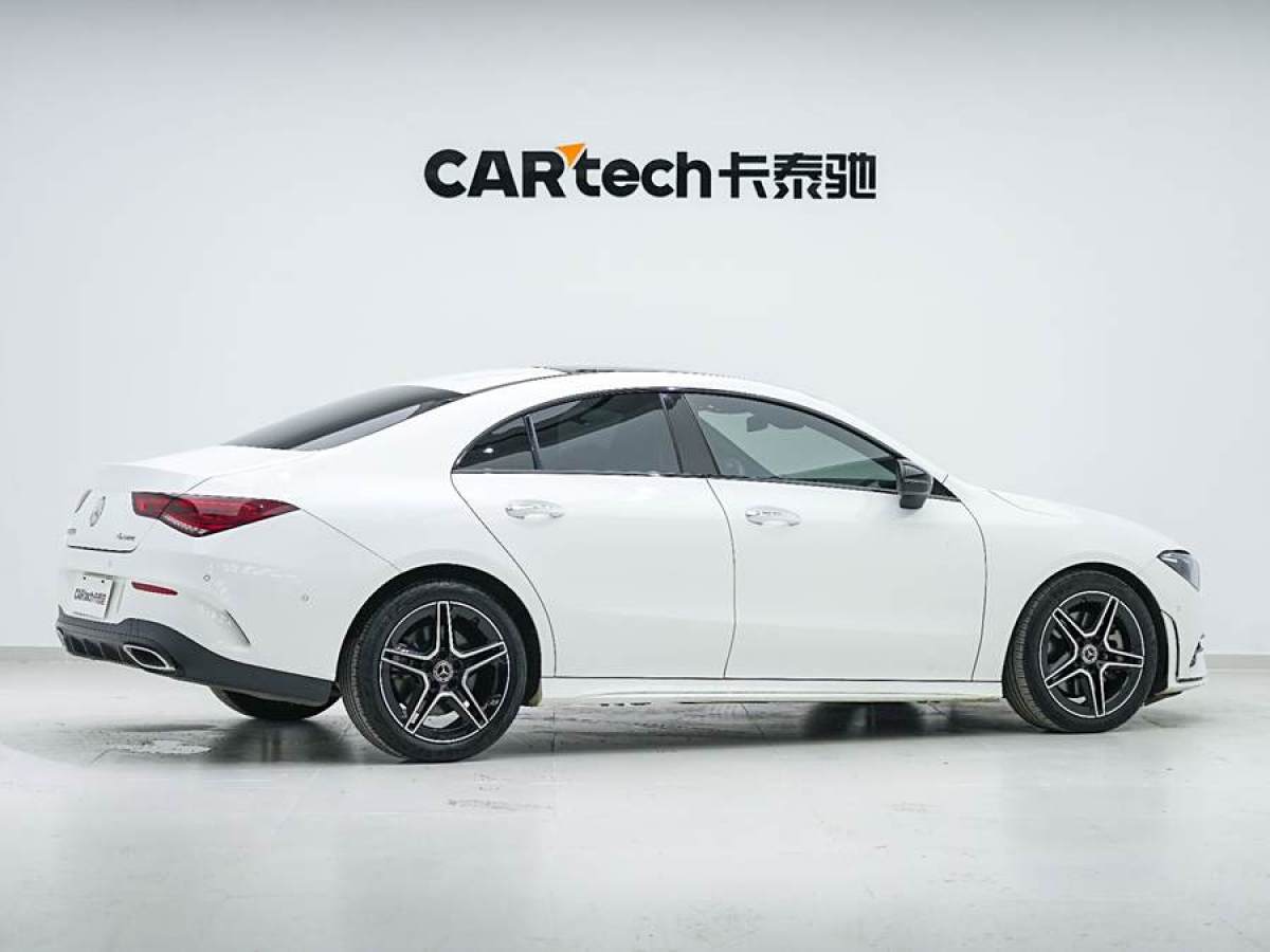 奔馳 奔馳CLA級(jí)  2023款 CLA 260 4MATIC圖片