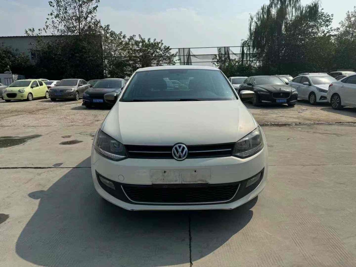 2013年2月大眾 Polo  2013款 1.6L 自動豪華版