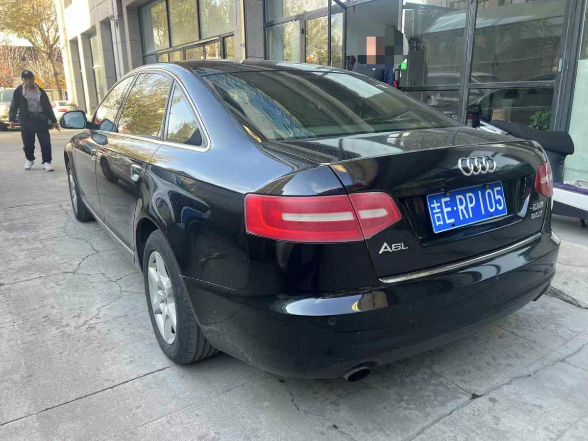 奧迪 奧迪A6L  2011款 A6L 2.8FSI 豪華型圖片