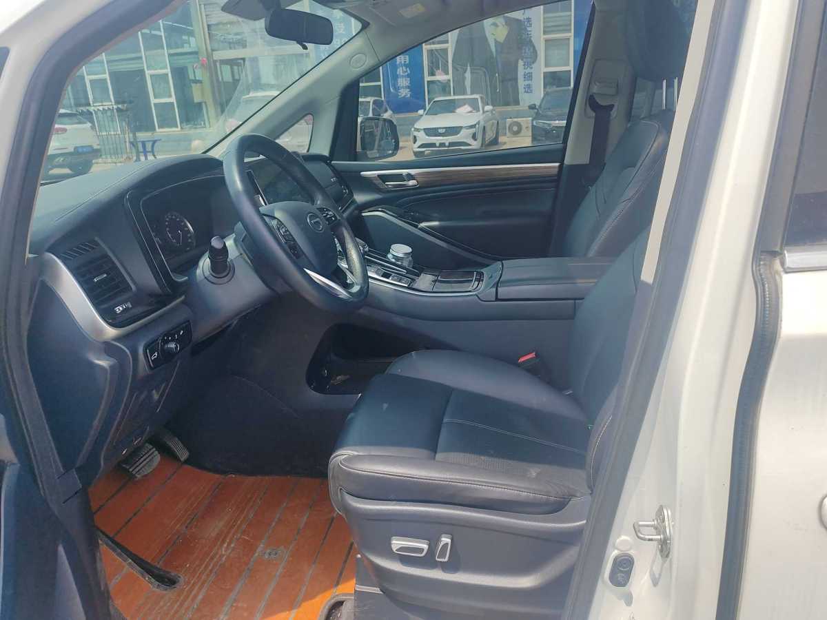 廣汽傳祺 M8  2020款 領(lǐng)航款 390T 尊享版圖片