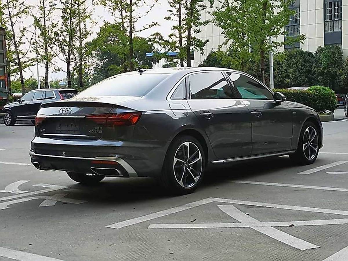 奧迪 奧迪A4L  2020款 40 TFSI 時(shí)尚動感型圖片