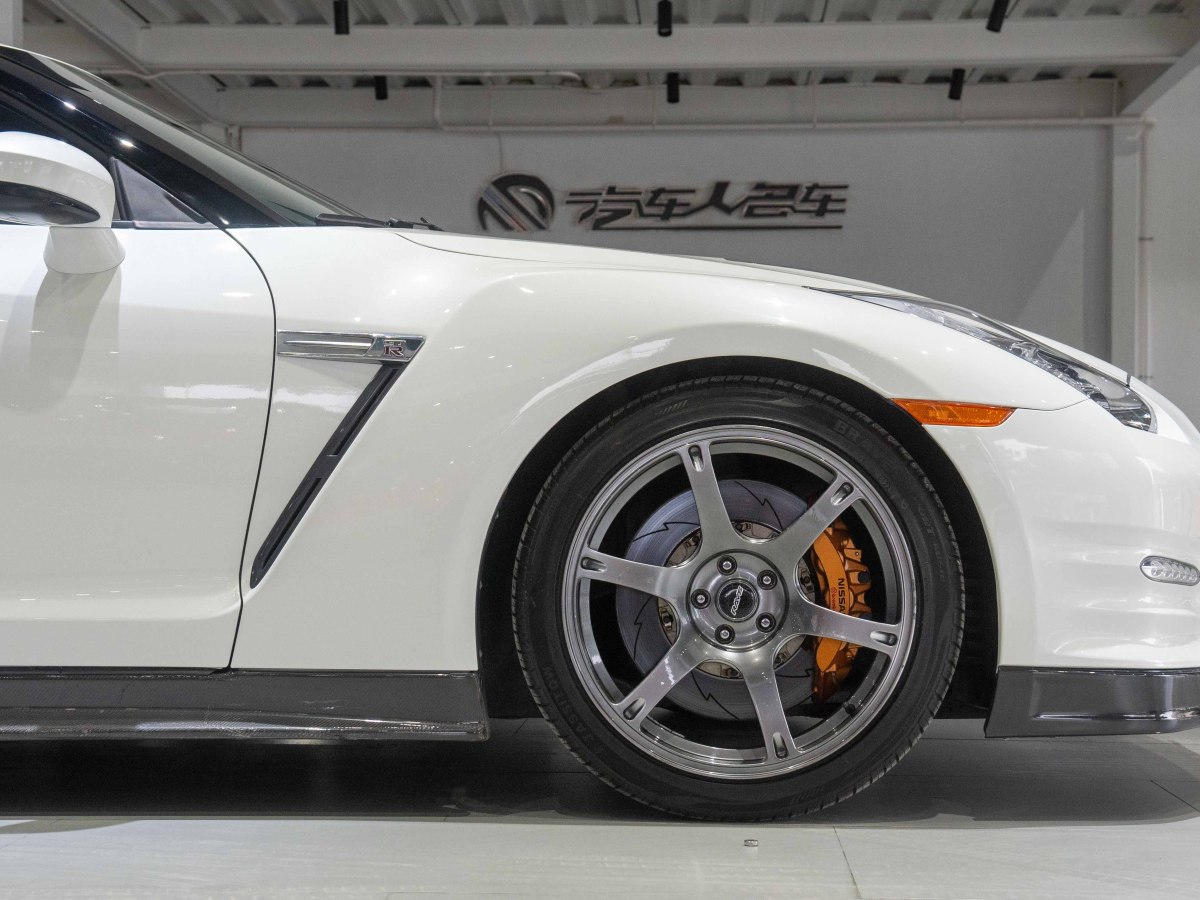 日產(chǎn) GT-R  2013款 3.8T Premium Edition圖片