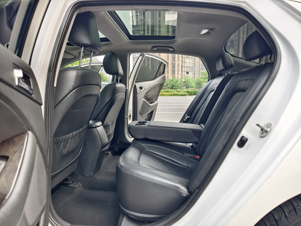 起亞 K5  2012款 2.0L 自動DLX圖片