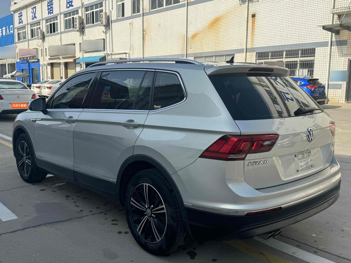 大眾 途觀L  2020款 330TSI 自動(dòng)兩驅(qū)全景舒適版 國(guó)VI圖片