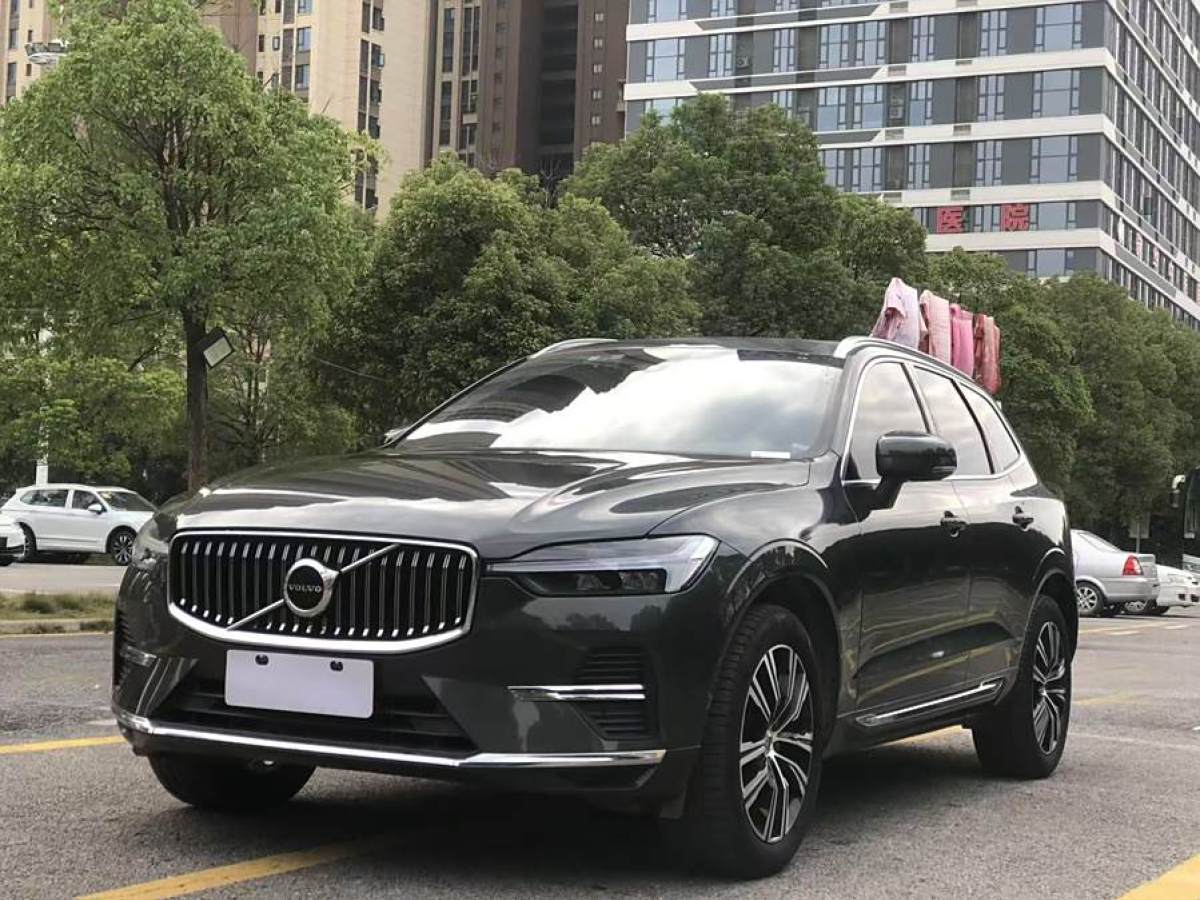 2022年6月沃爾沃 XC60  2022款 B5 四驅(qū)智遠(yuǎn)豪華版