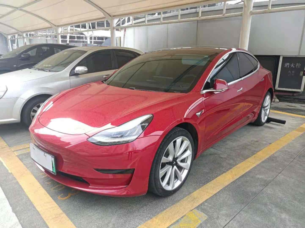 佛山2020年6月特斯拉modely2020款改款標準續航後驅升級版紅色手動擋