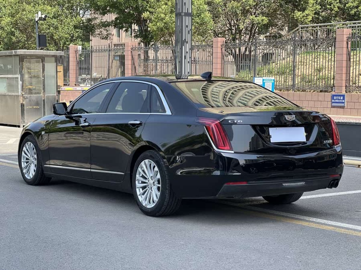 凱迪拉克 CT6  2017款 28T 豪華型圖片