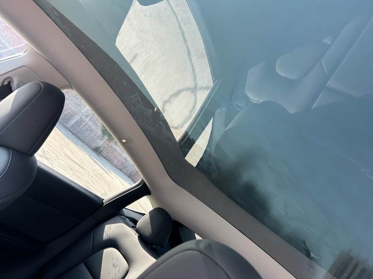 特斯拉 Model Y  2024款 后輪驅(qū)動版圖片