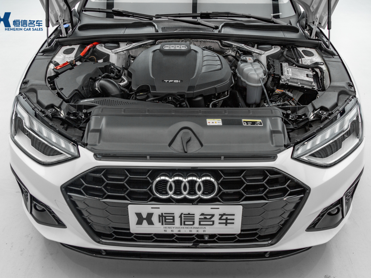 2022年2月奧迪 奧迪A4L  2022款 40 TFSI 豪華動感型