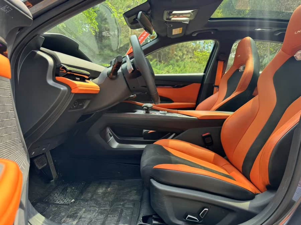 長(zhǎng)安 長(zhǎng)安UNI-V  2023款 1.5T 運(yùn)動(dòng)版圖片