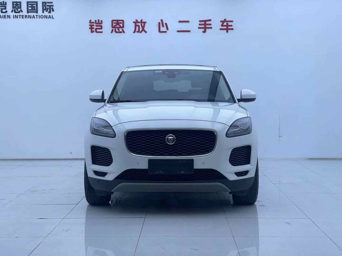 2019年9月捷豹 XE  2019款 2.0T 300PS 四驅(qū)Landmark Edition