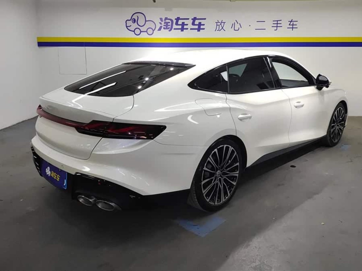 名爵 名爵7  2023款 2.0T 自動獵美尊享版圖片