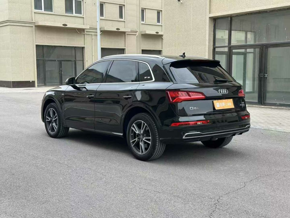 奧迪 奧迪Q3  2019款  35 TFSI 時尚動感型圖片