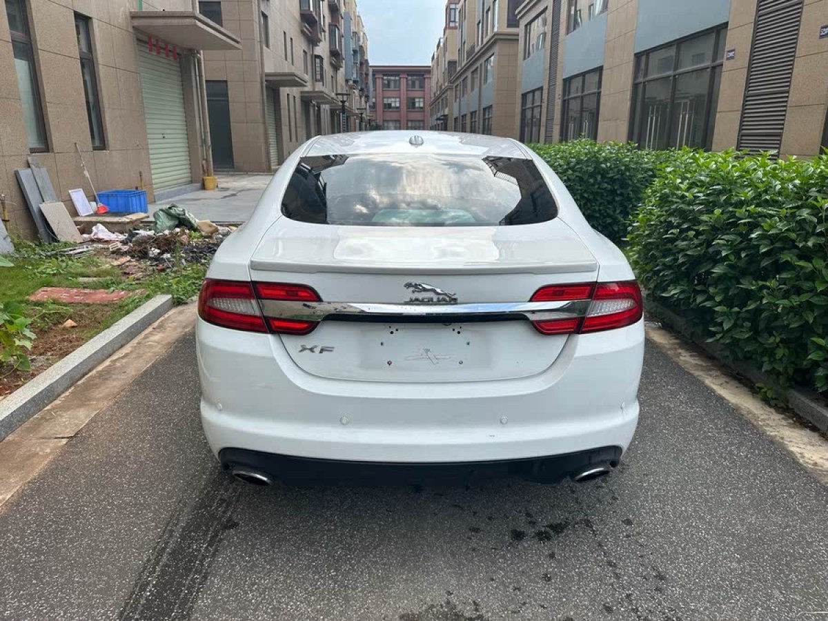 捷豹 XF  2009款 XF 3.0L V6豪華版圖片