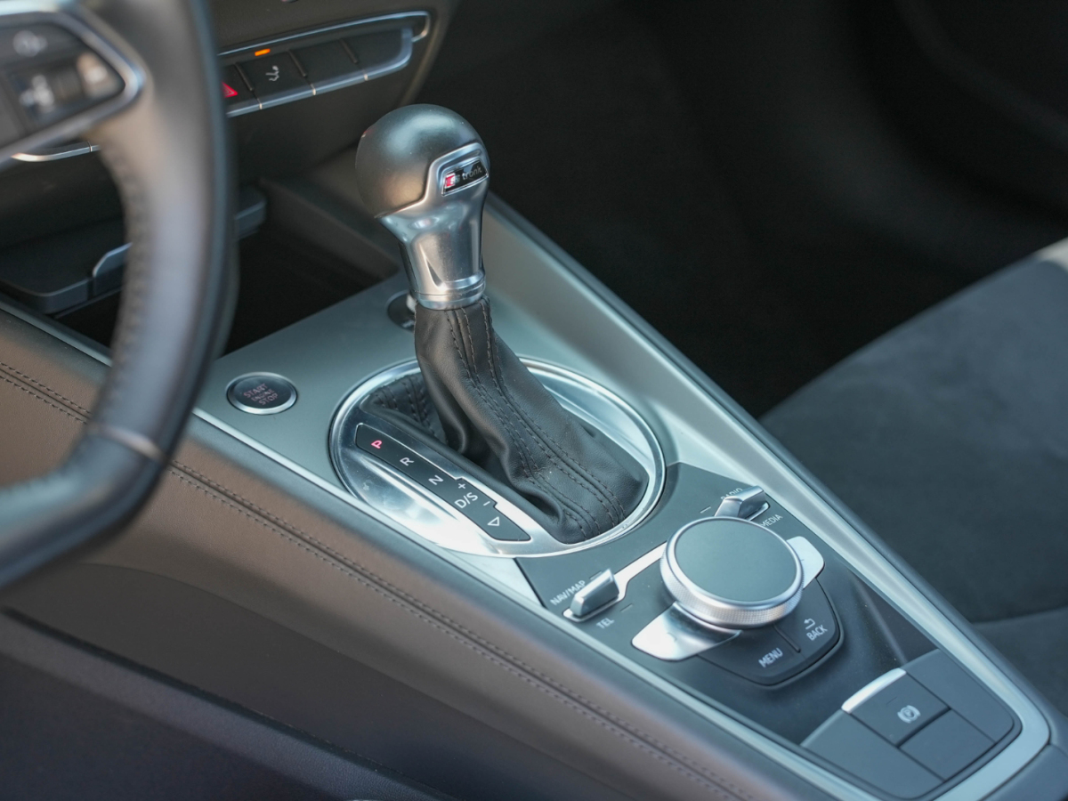 奧迪 奧迪TT  2013款 TT Coupe 2.0T 45TFSI Quattro圖片