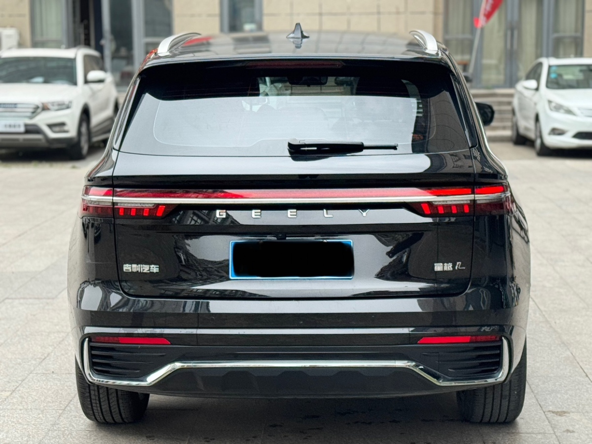 吉利 星越L  2021款 2.0TD DCT EVO兩驅(qū)尊貴型圖片