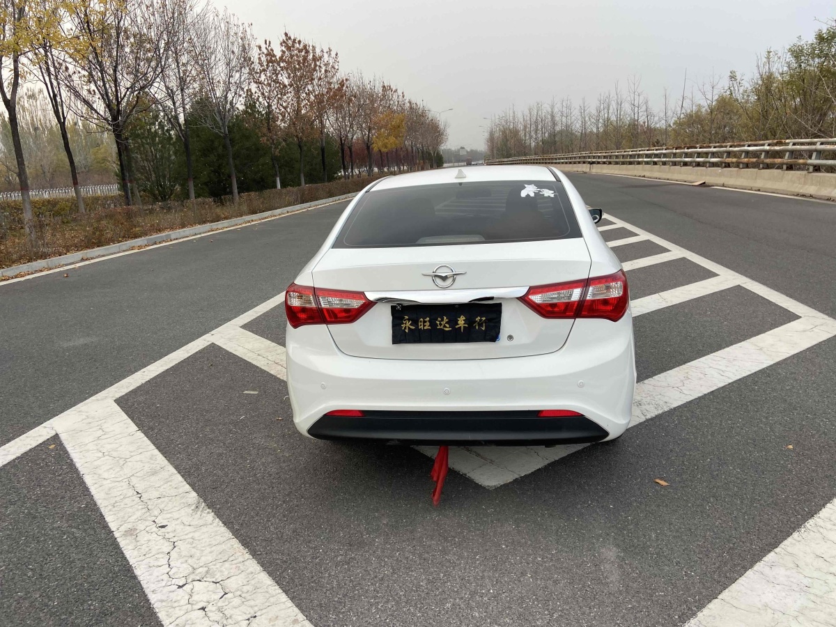 海马 M3  2017款 1.5L 手动豪华型图片