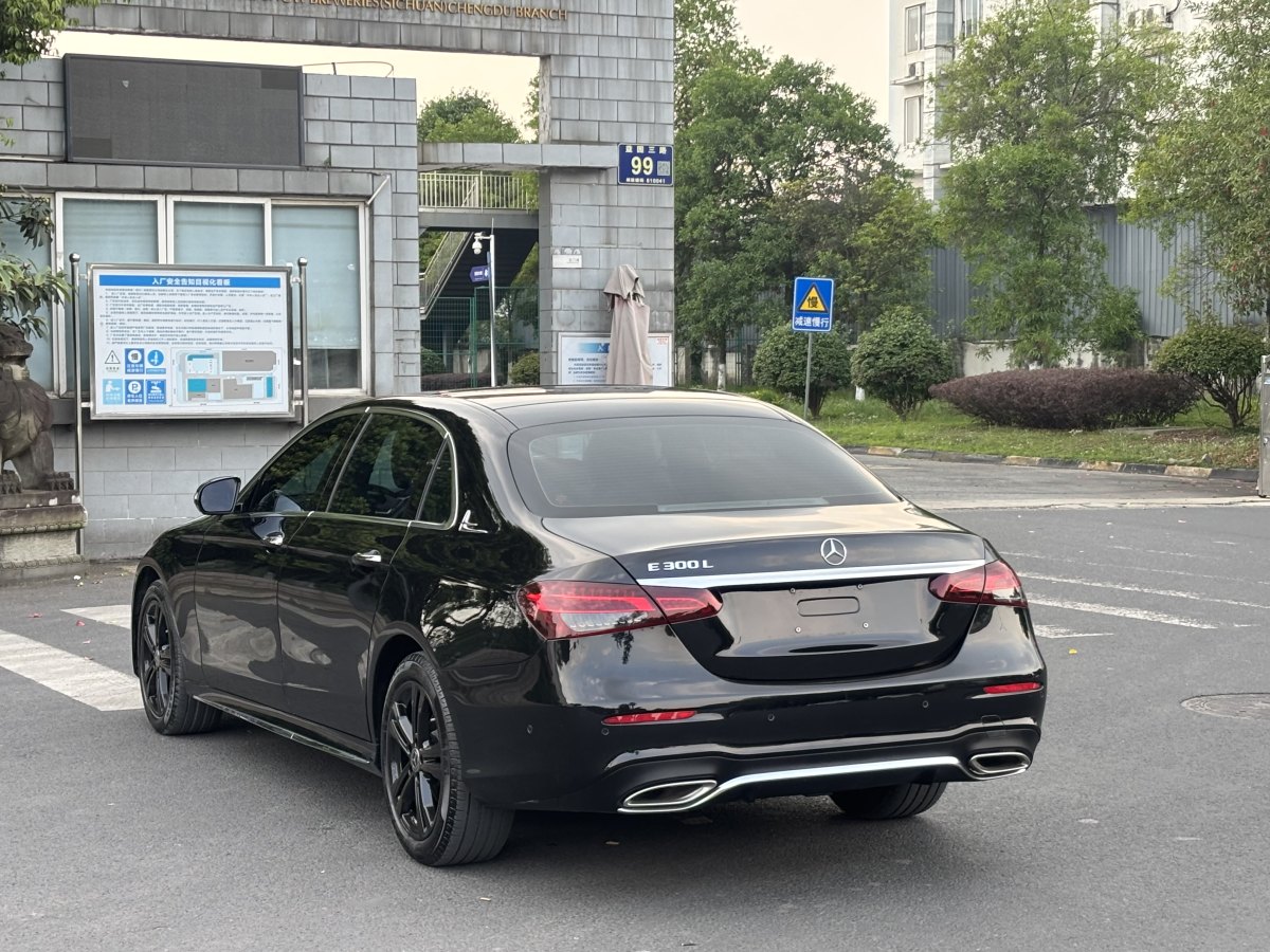 奔馳 奔馳E級  2022款 改款 E 260 L圖片