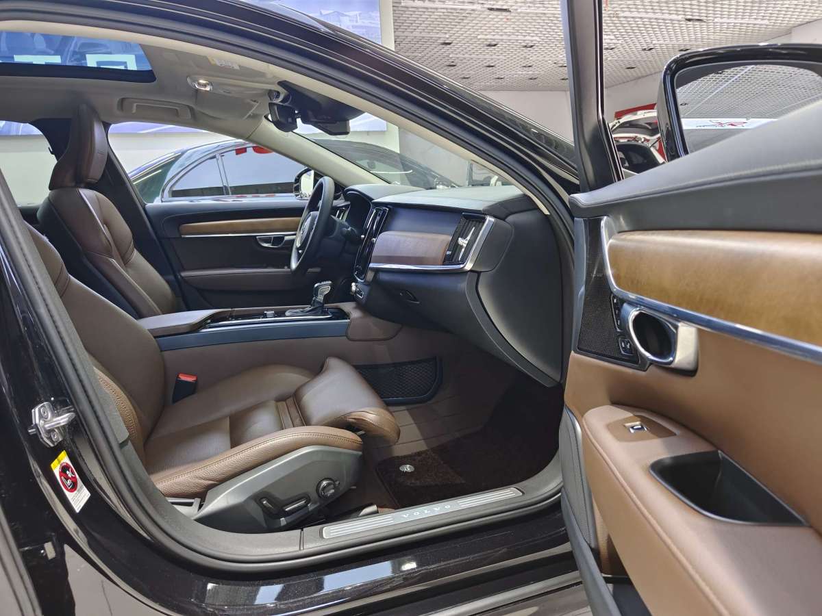 沃爾沃 S90  2020款 T5 智遠(yuǎn)豪華版圖片