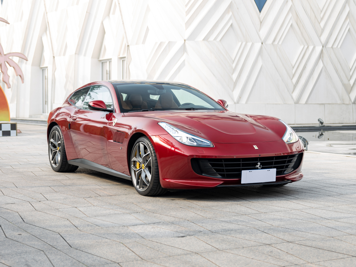 法拉利 GTC4Lusso  2017款 3.9T V8圖片