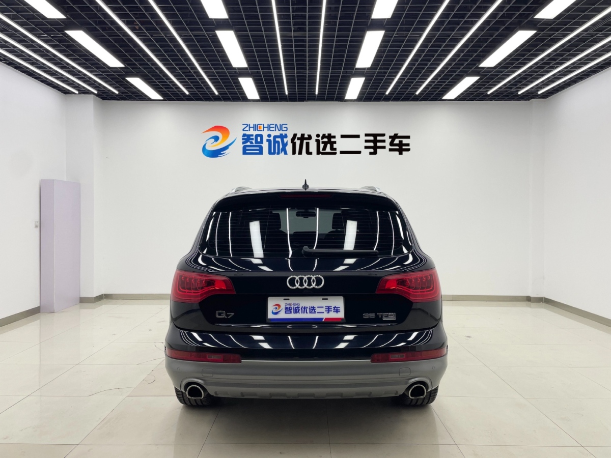 奧迪 奧迪Q7  2014款 35 TFSI 進(jìn)取型圖片