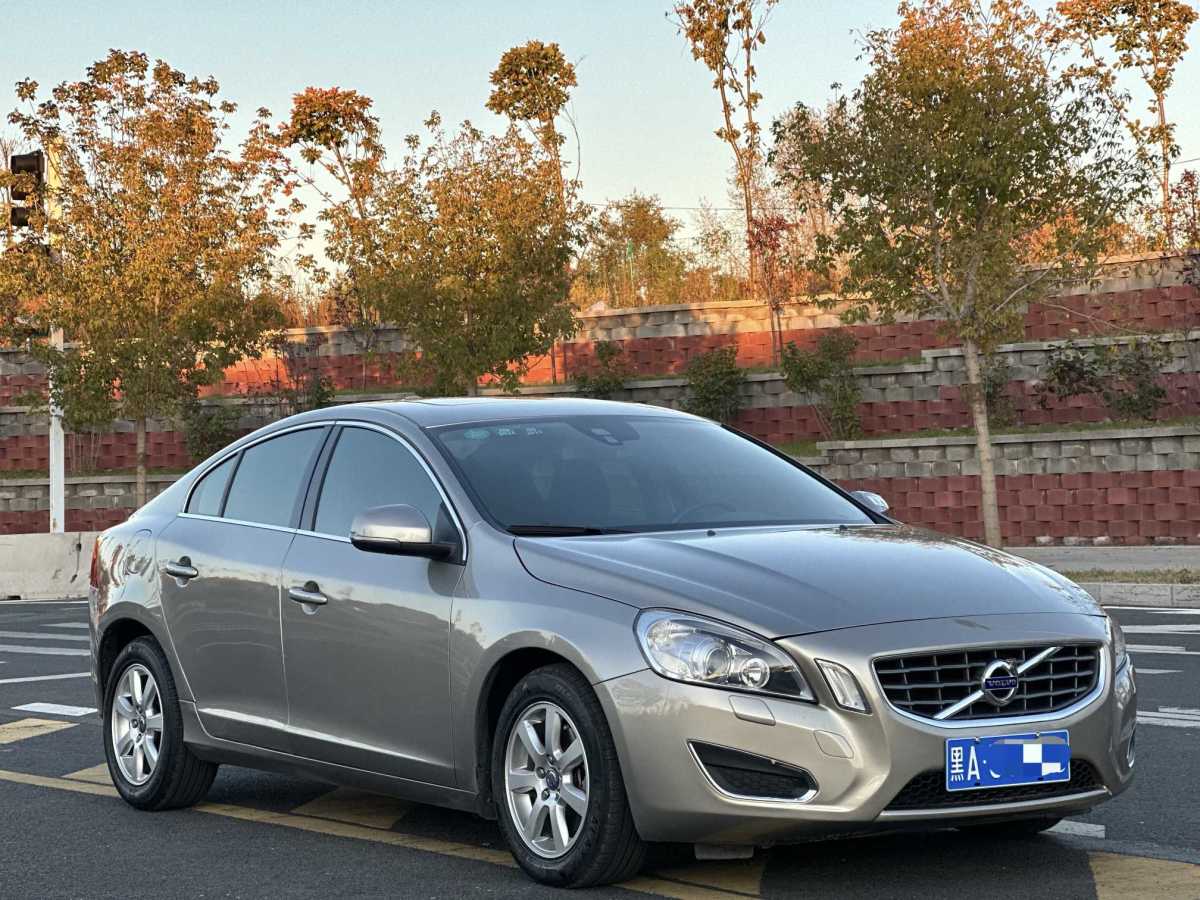 沃爾沃 S60  2013款 T5 智尚版圖片