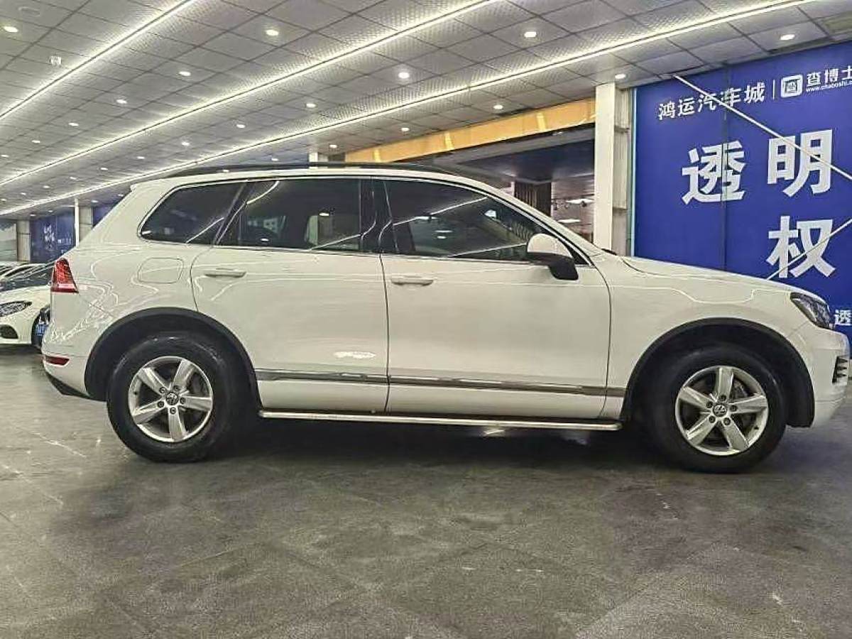 2012年12月大眾 途銳  2011款 3.0TSI 舒適型