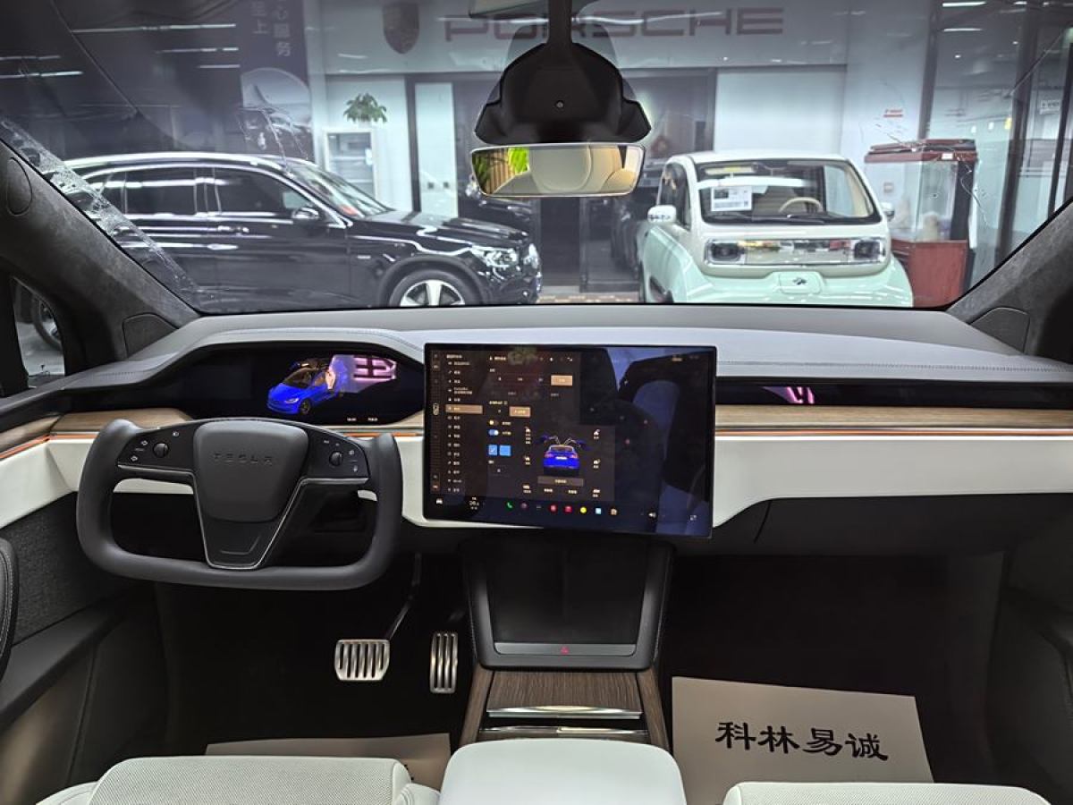 特斯拉 Model X  2023款 雙電機全輪驅(qū)動版圖片