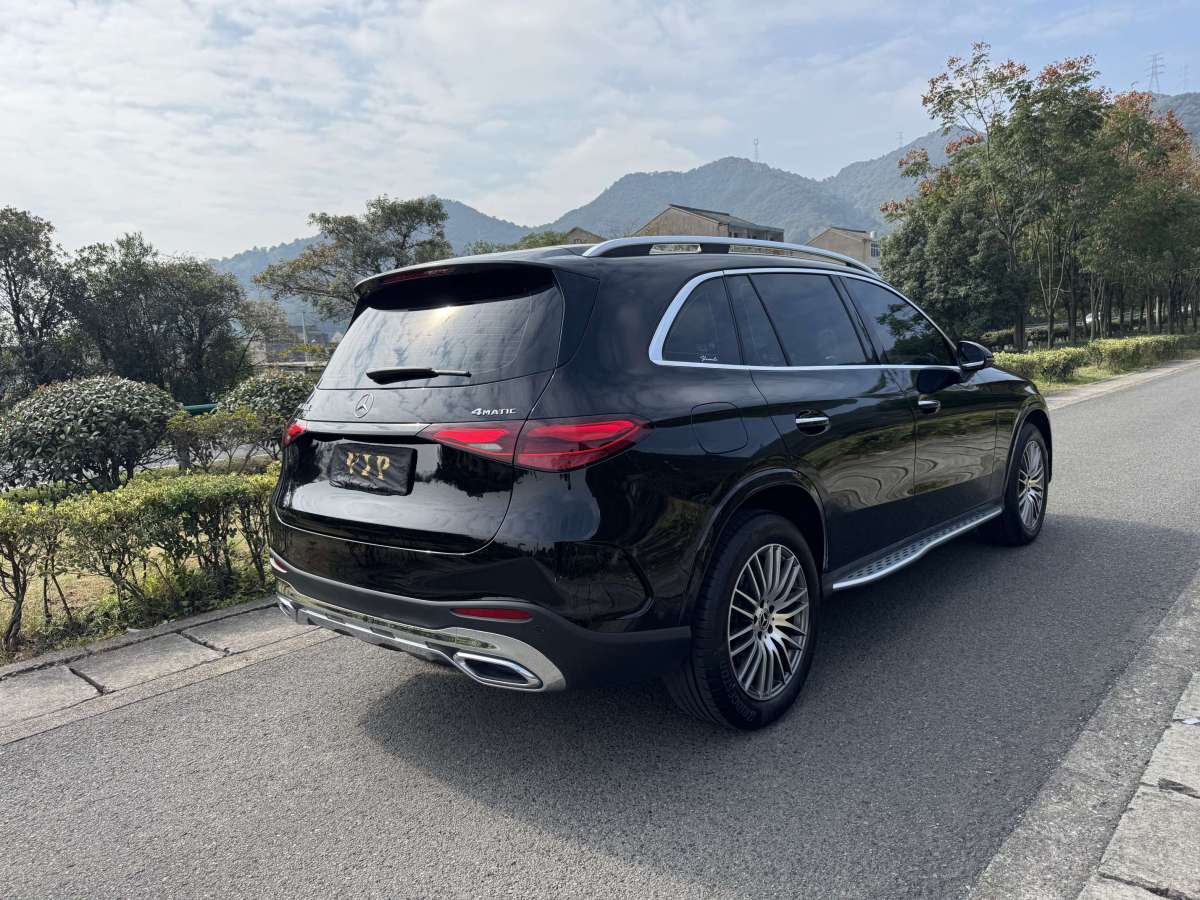 奔馳 奔馳GLC  2023款 改款 GLC 300 L 4MATIC 動感型 5座圖片