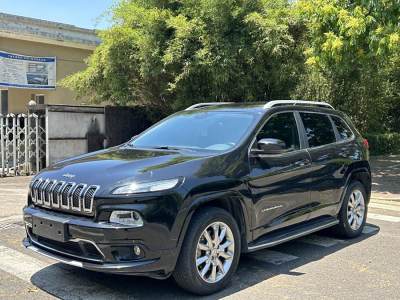 2018年1月 Jeep 自由光 2.4L 优越版图片