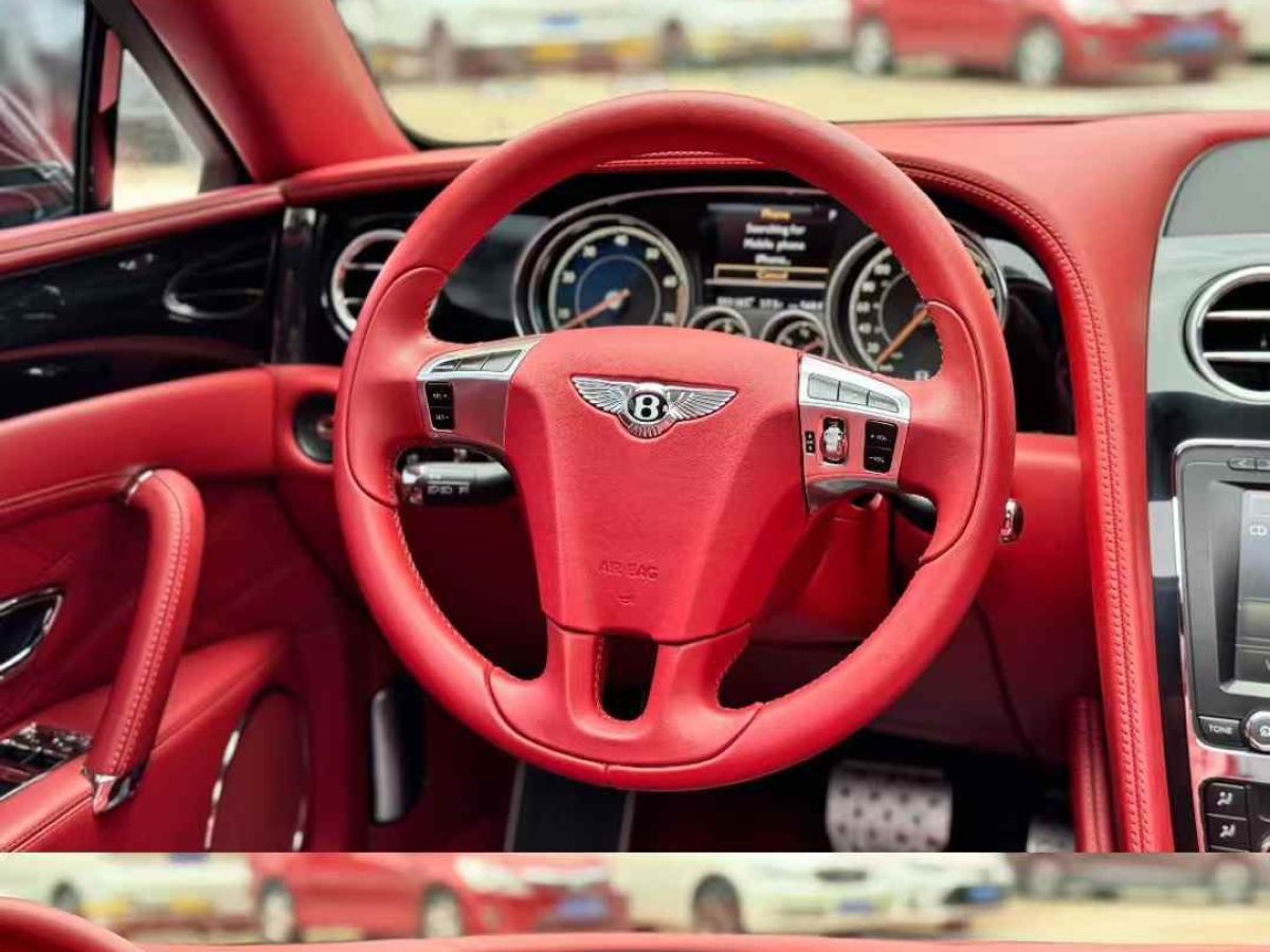 賓利 飛馳  2016款 4.0T V8 標(biāo)準(zhǔn)版圖片