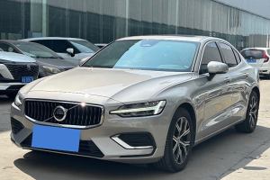 V60 沃尔沃 B4 智逸豪华版