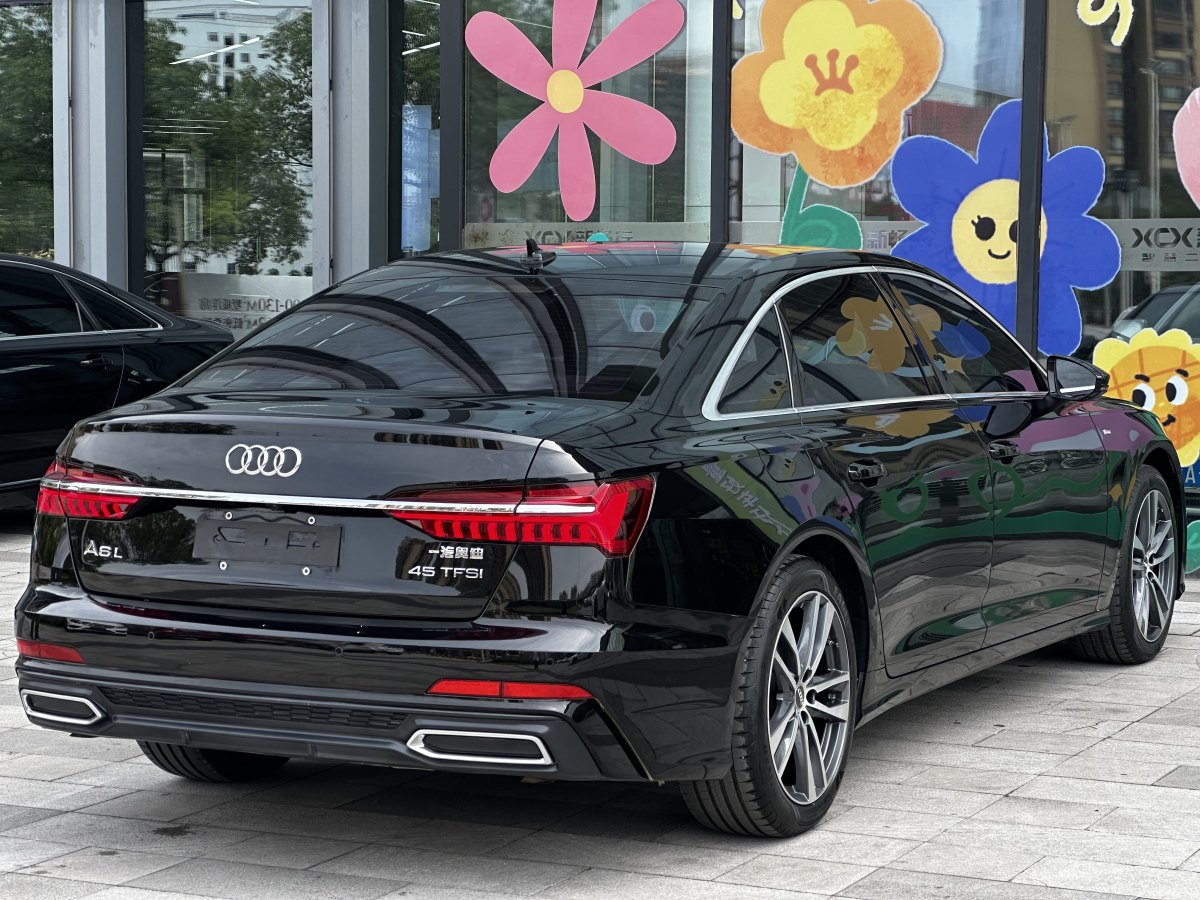 奧迪 奧迪A6L  2023款 改款 40 TFSI 豪華動(dòng)感型圖片