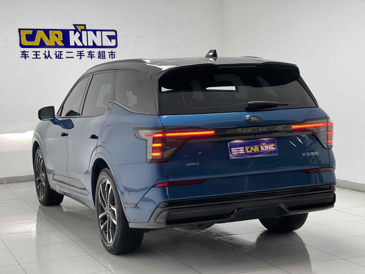 福特 銳界  2023款 銳界L 2.0T EcoBoost E-混動(dòng)四驅(qū)七座 STLine圖片