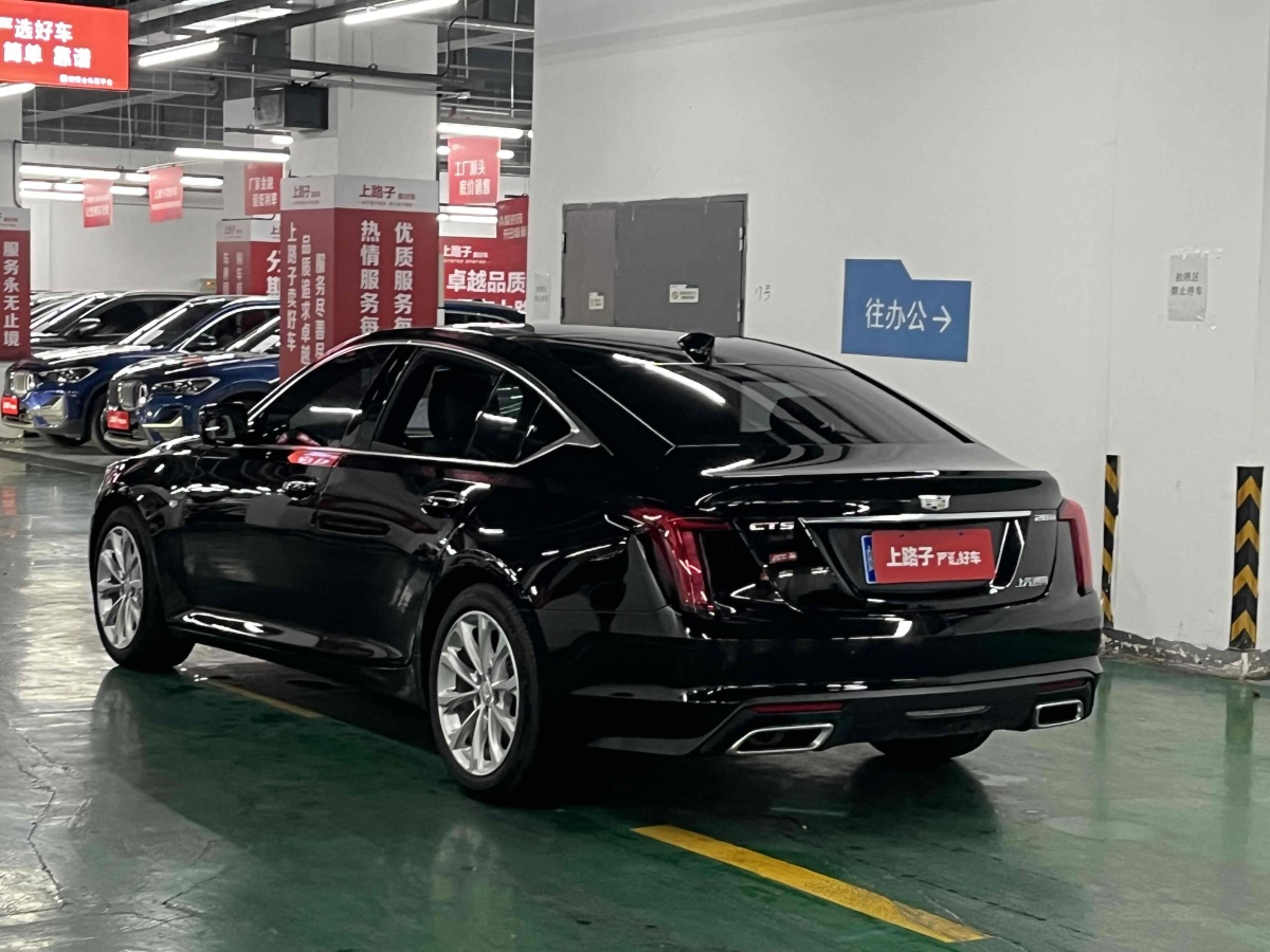 凱迪拉克 CT5  2023款 28T 豪華型（標(biāo)準(zhǔn)版）圖片