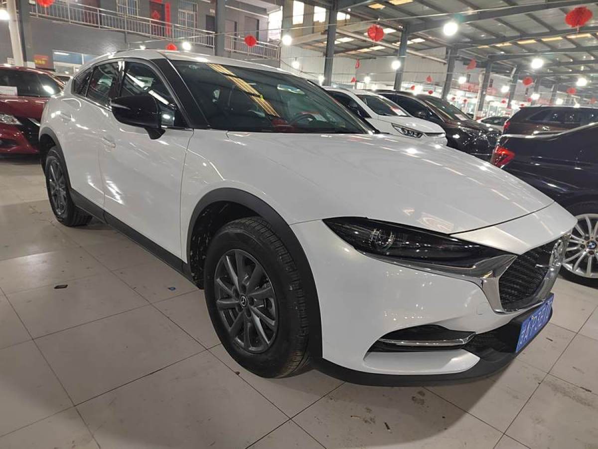 馬自達 CX-4  2021款 2.0L 自動兩驅(qū)藍天青春版圖片